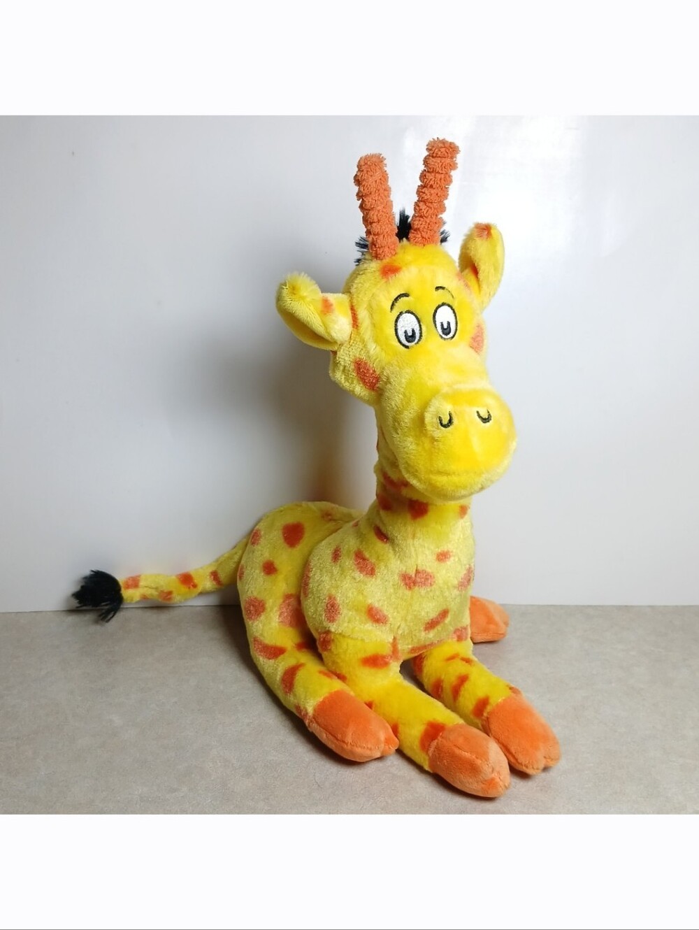 Kohl's Cares Dr. Seuss I Saw It On Mulberry Street Giraffe 12" Stuffed Plush